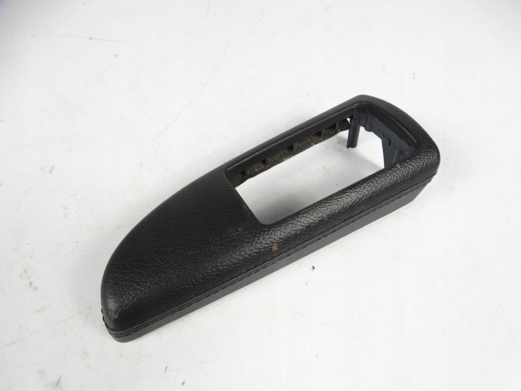 Купить Mercedes w221 рамка кнопок открывания окон дверь задний  правый a2217300689