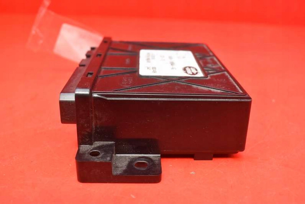 фото №5, Блок керування модуль фаркоп hk8m-19h544-ag jaguar f-pace x761 2.0 d 180 km 16-20