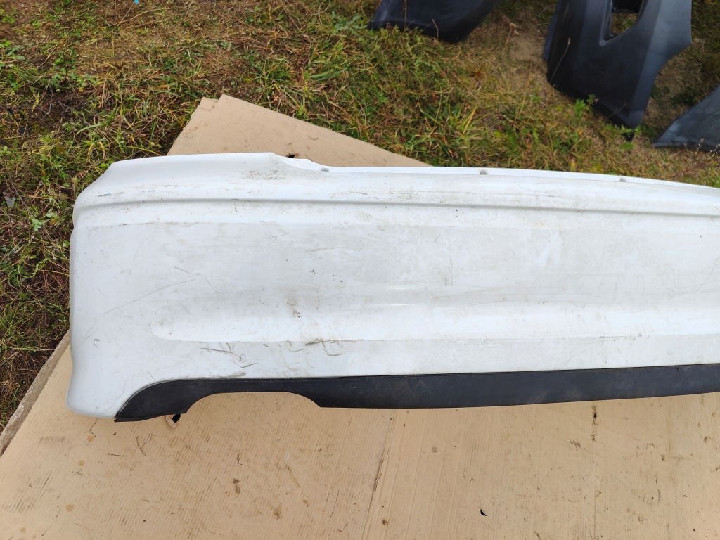 Opel vectra b хэтчбек hb lift бампер задняя biały/granatowy Доставка