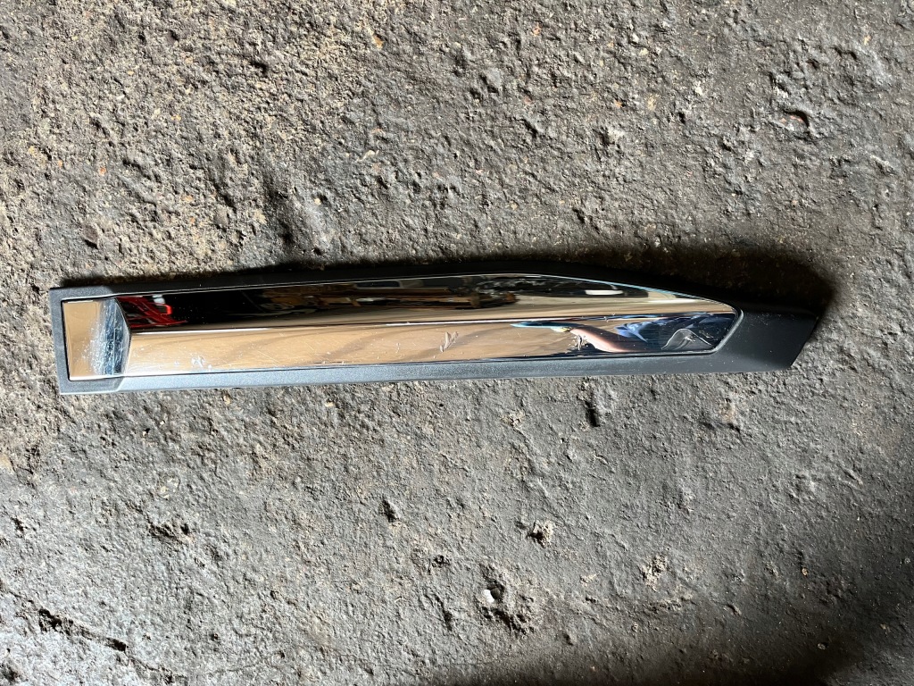 фото №1, 78 suzuki vitara iii молдинг двері задня ліва