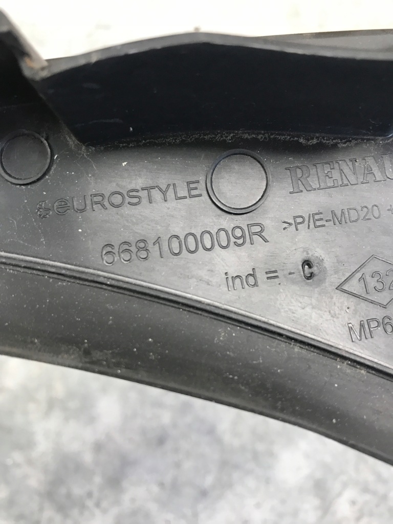 фото №4, Заглушка жабо правая master iii 668100009r