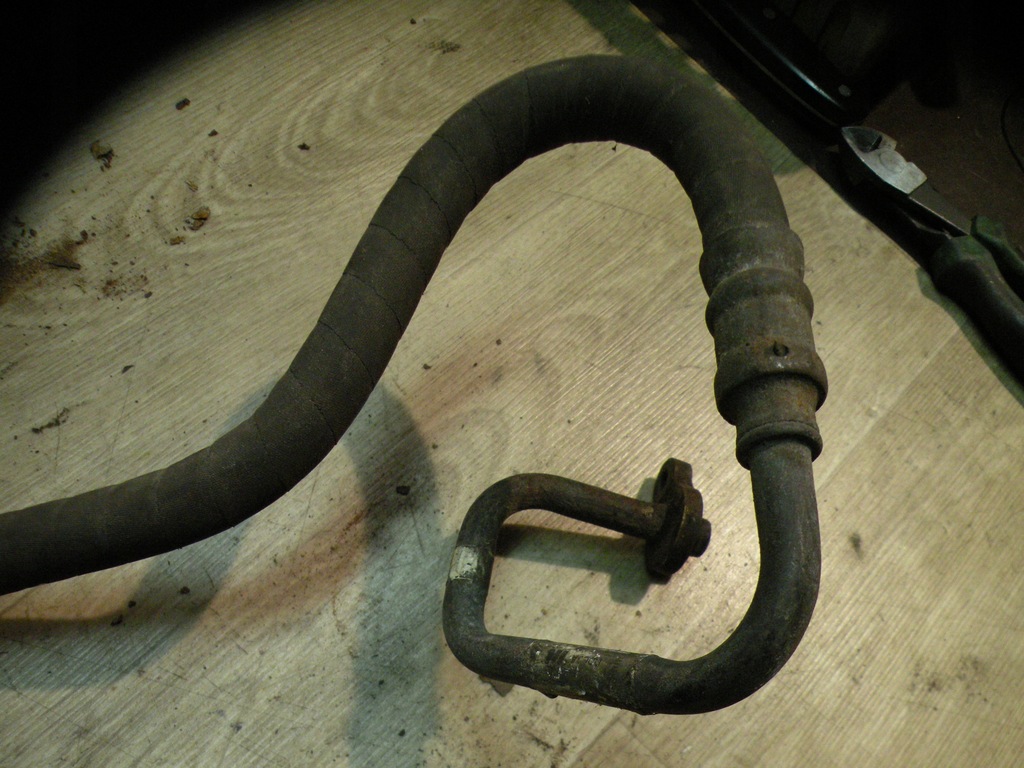 фото №6, Volvo s40 ii v50 c30 шланг кондиционера 2,5 t5