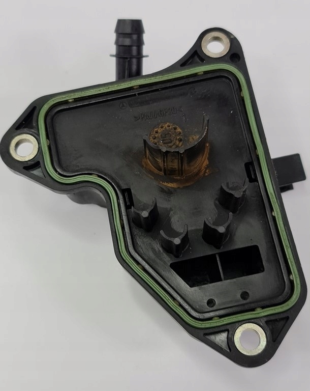 фото №2, Сепаратор масла mercedes slk r171 3.5 a2720160134