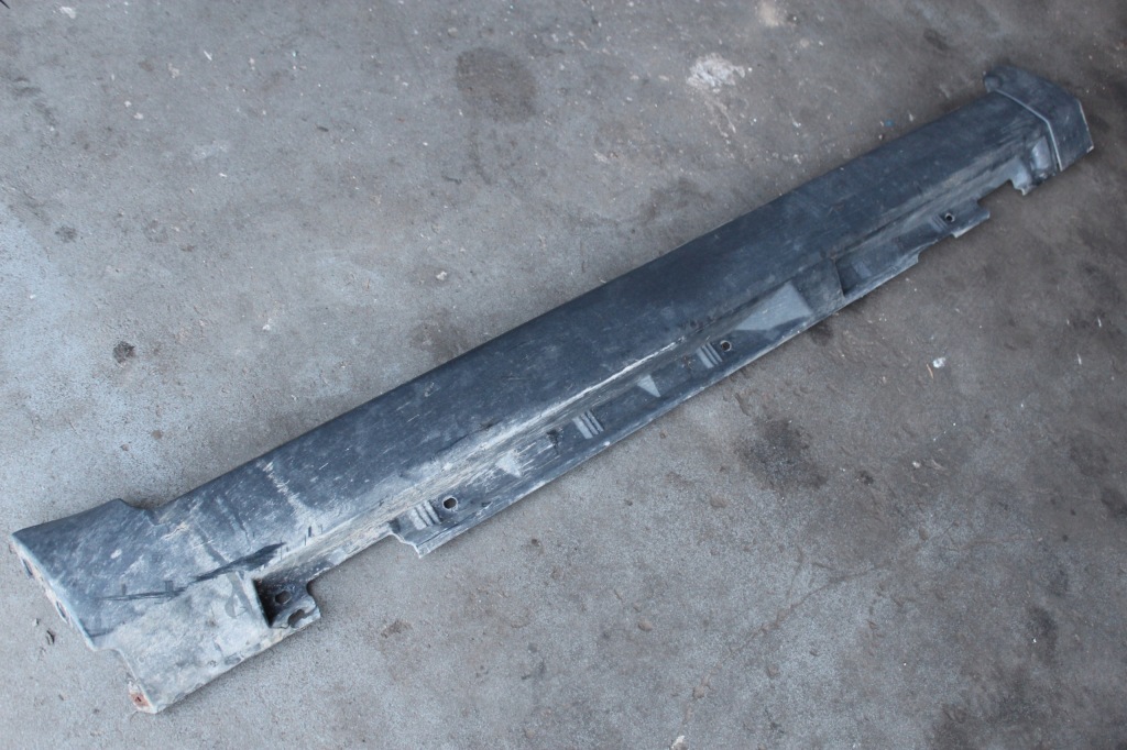 фото №1, Volvo v50 04-12 накладка na порог левая сторона защита молдинг