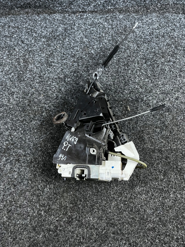 фото №7, Замок двері правий задня задній mercedes w169 лак 791 1697302235q22