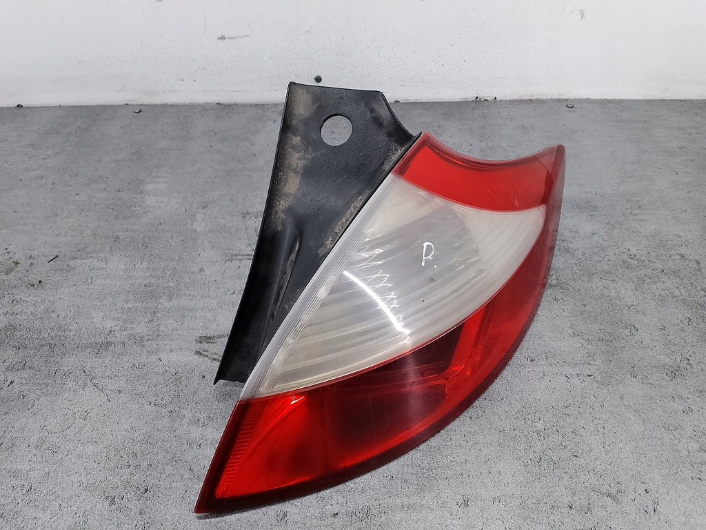 фото №1, Лампа задня права renault megane iii 265500007r 89319601 хетчбек