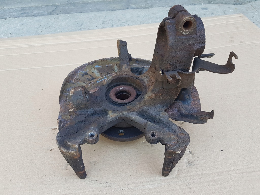 фото №8, Поворотный кулак + ступица + датчик левый перед / audi a2 1.2 1.4 1.6 / исправна