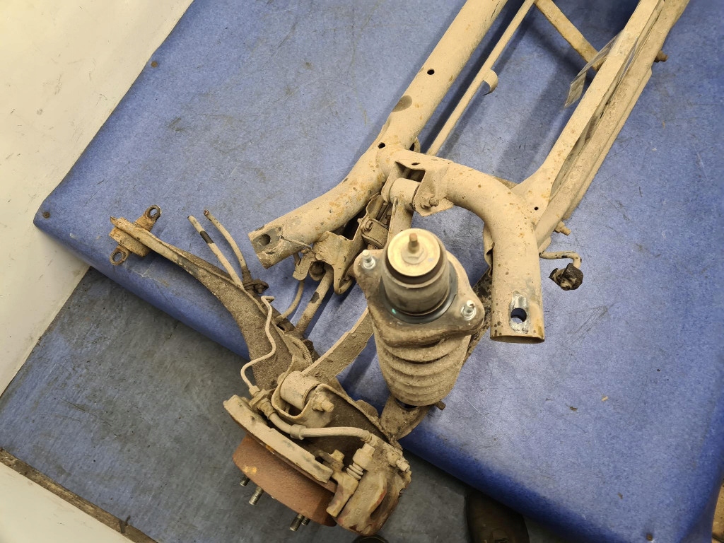 Dodge caliber 2.0 crd балка подвеска задняя Оригинал