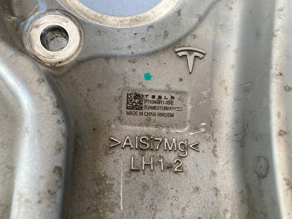 фото №4, Поворотный кулак левая передняя tesla 3