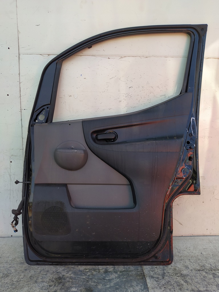 фото №9, Nissan nv200 дверь правый правое перед передние