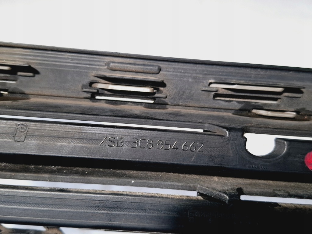 Решётка бампера перед передняя правая vw passat cc lift 2011-2016 3c8854662 Недорого