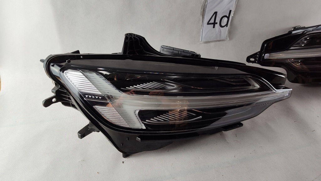 Volvo v60 s60 full led лівий правий mid фара фара ліва правий mid в Україні