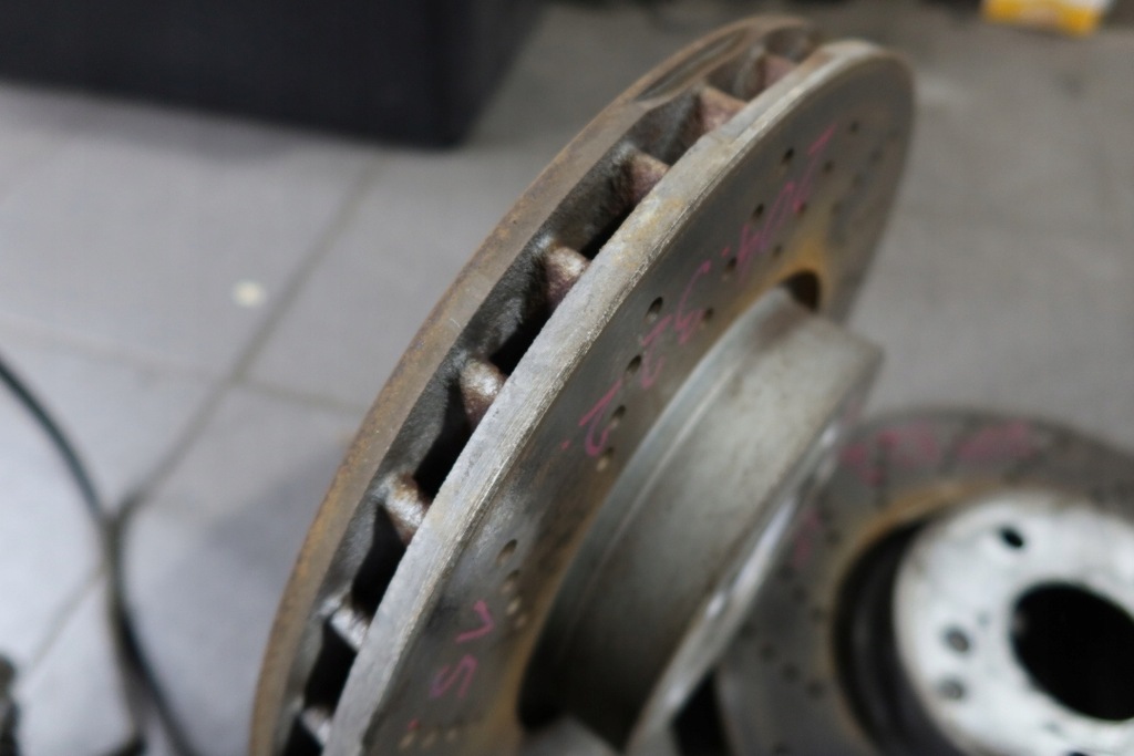 фото №14, Mercedes w204 тормозные диски суппорты перед 322mm w207