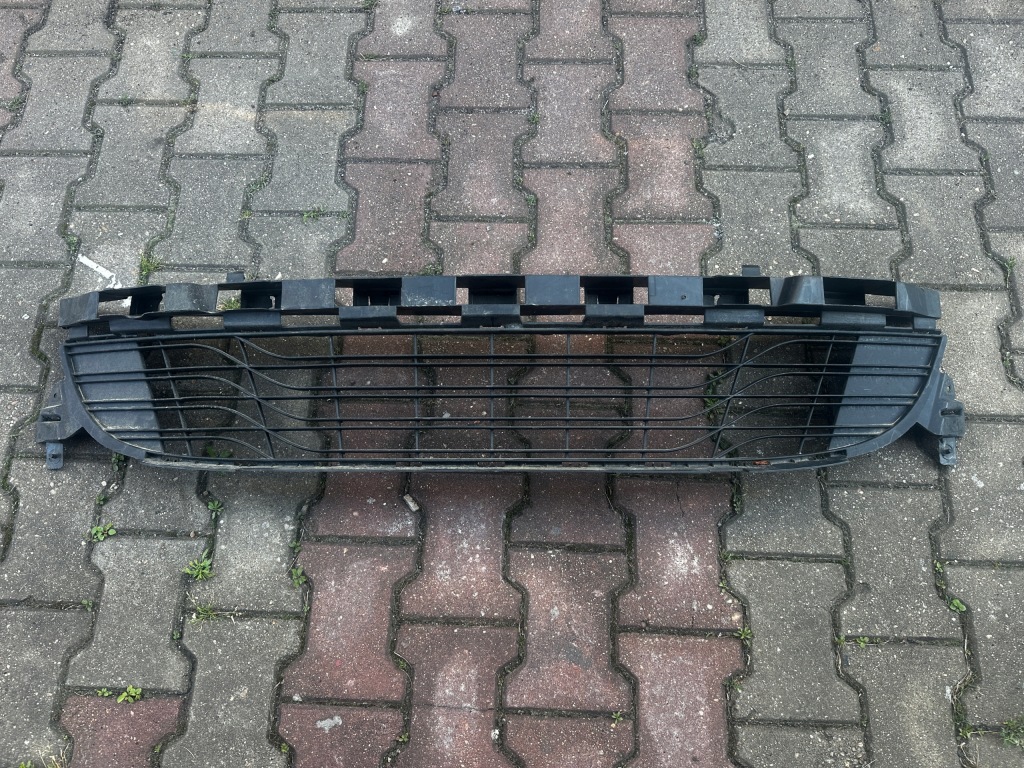 фото №1, Решётка бампера renault megane iii 622540001r