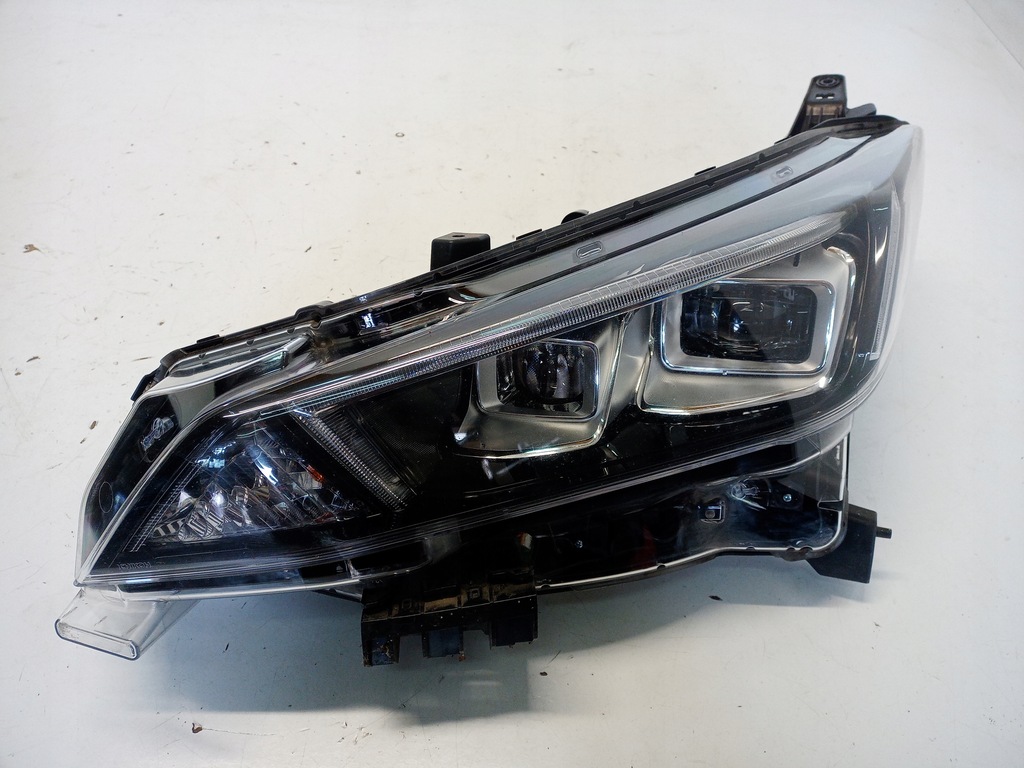 фото №1, Лампа левый перед full led nissan leaf ii 26060-5sh5a