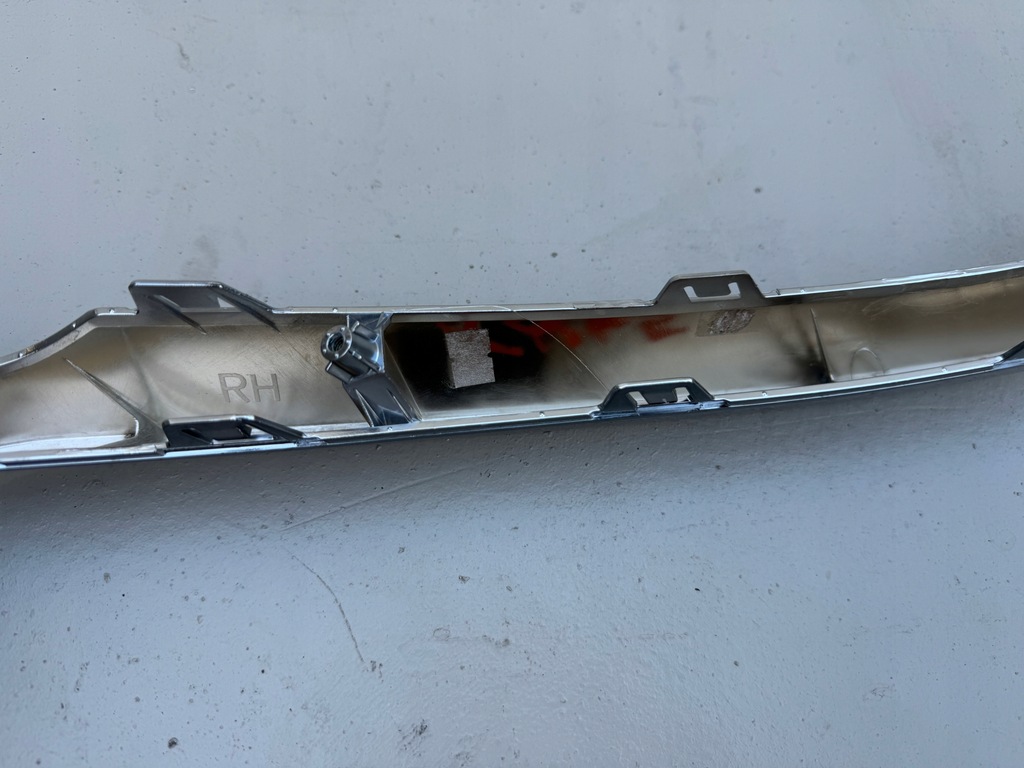 фото №11, Hyundai tucson iv 4 20r- молдинг бампера правий перед права 86596-n7010