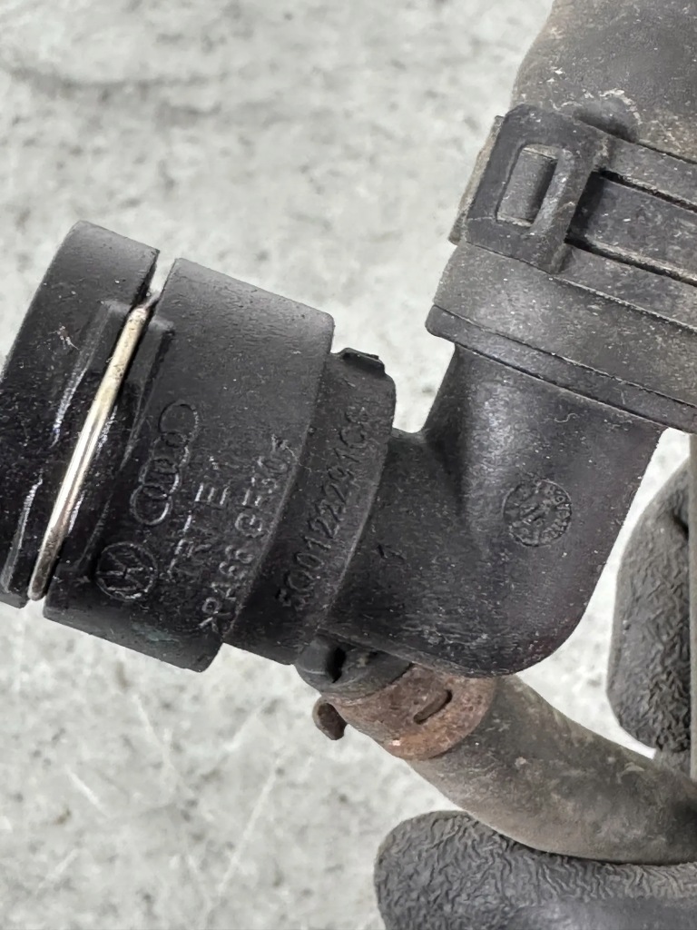 Skoda octavia mk3 5e 2017 дроти радіатор води Недорого