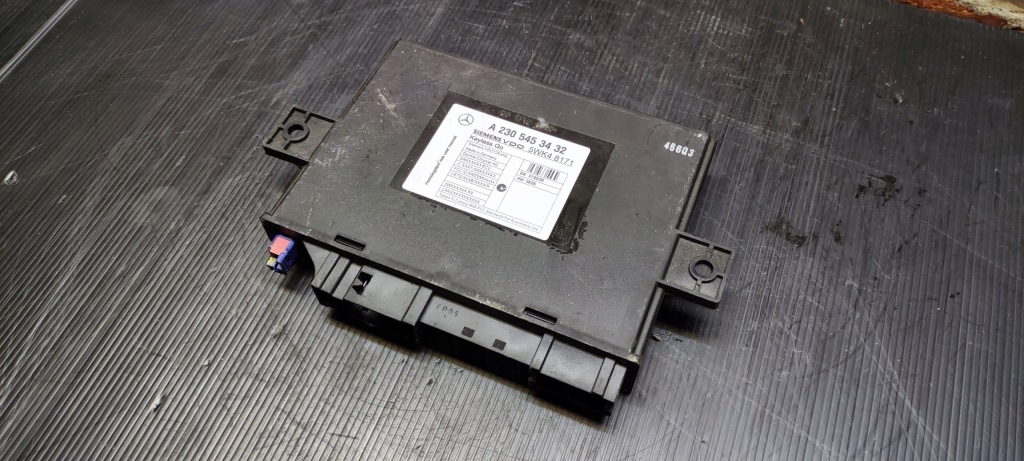 Купити Mercedes r230 модуль keyless a2305453432