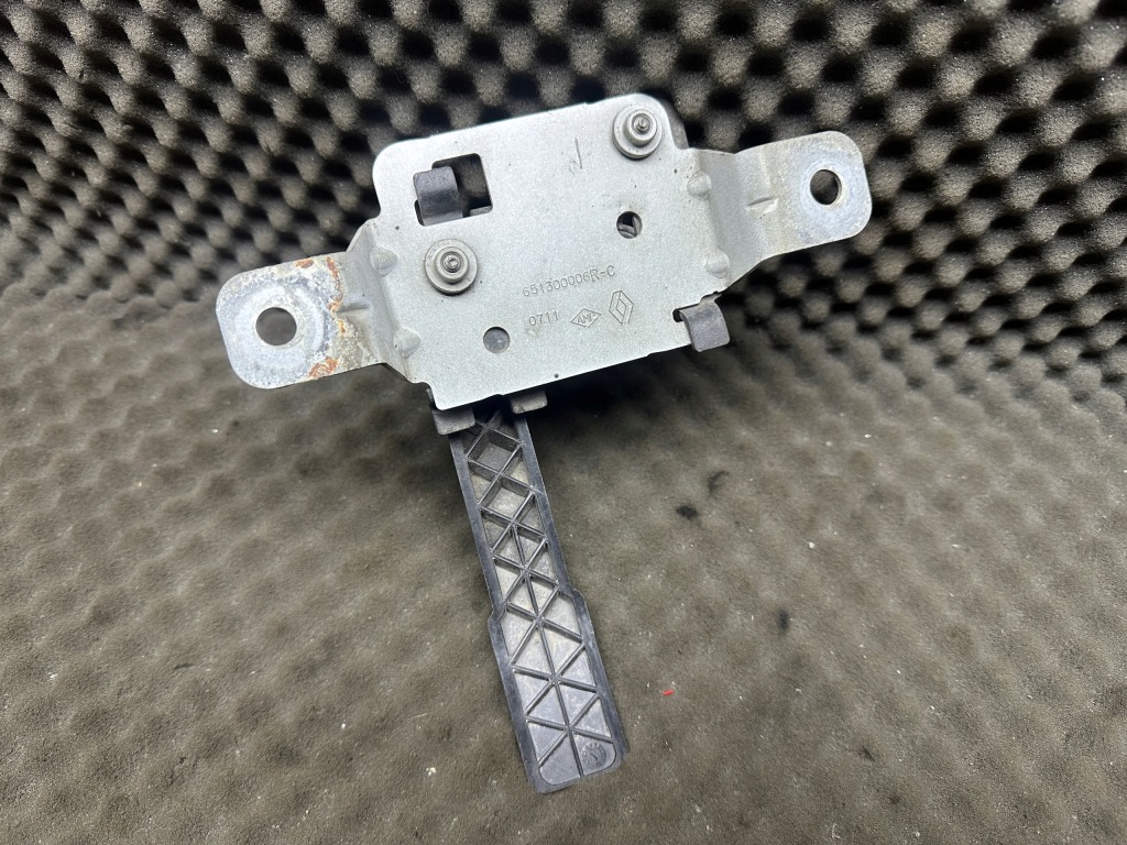 фото №3, 656030002r замок засувка капот renault scenic iii 651300006r-c