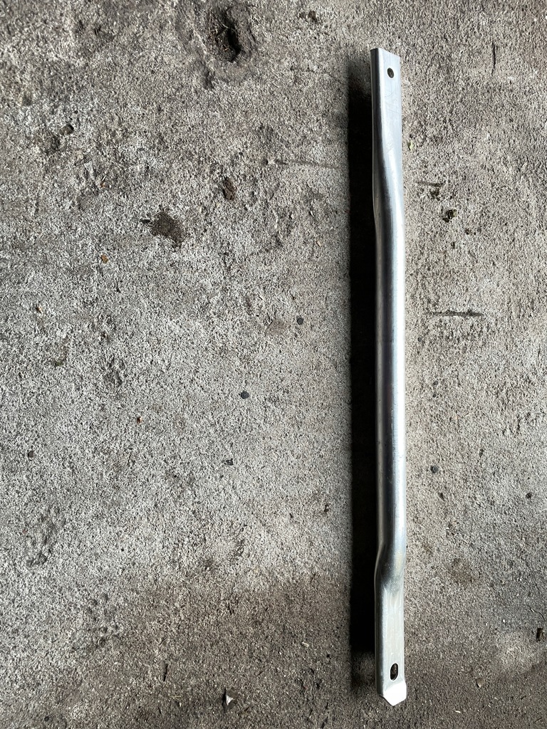 фото №1, Mercedes w213 распорка чашка