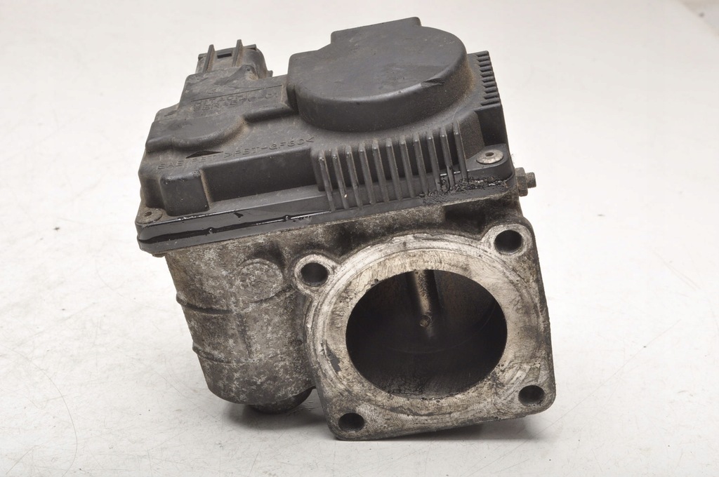 фото №1, Nissan primera p12 1.8 16v дроссельная заслонка rme50-01
