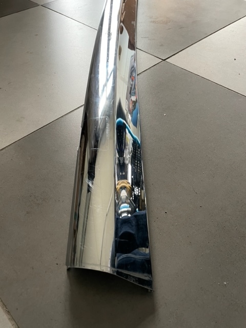 фото №11, Молдинг бампера задняя usa mercedes 107