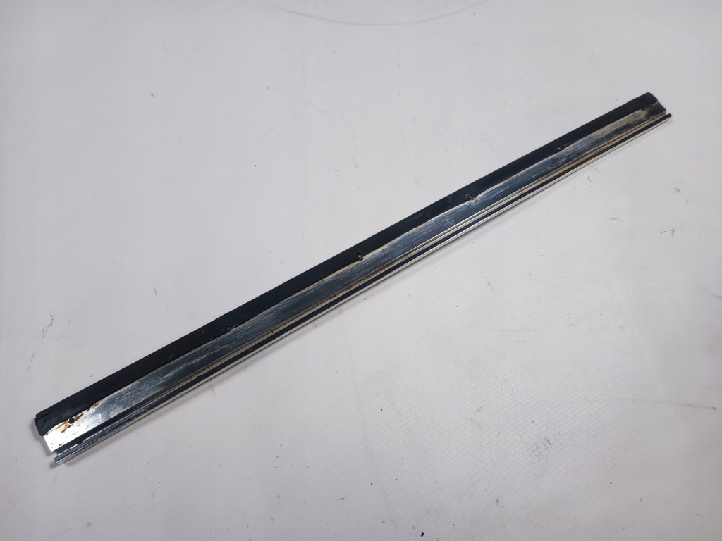 Молдинг хром права nad скло mercedes sl r107 Зі Шроту