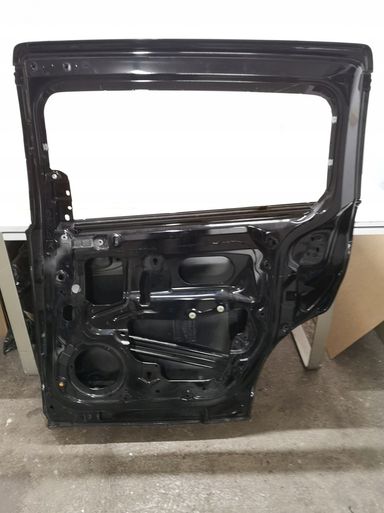 фото №8, Ford grand c-max 10- дверь правое задние