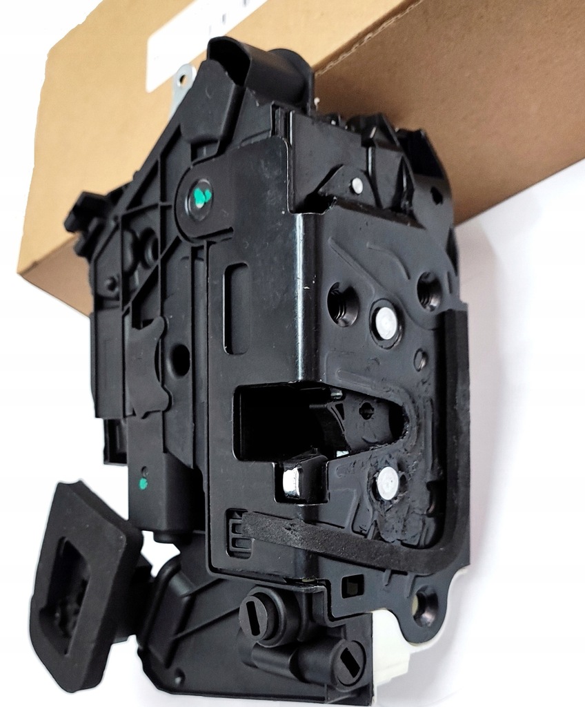 фото №7, Замок дверь задняя правый skoda rapid 2011-2018