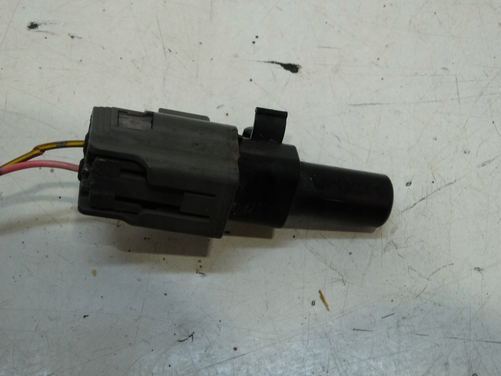 фото №2, Датчик температуры наружный. mazda 2 de хэтчбек