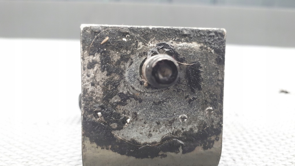 фото №6, Петля крышки багажника vw polo 9n