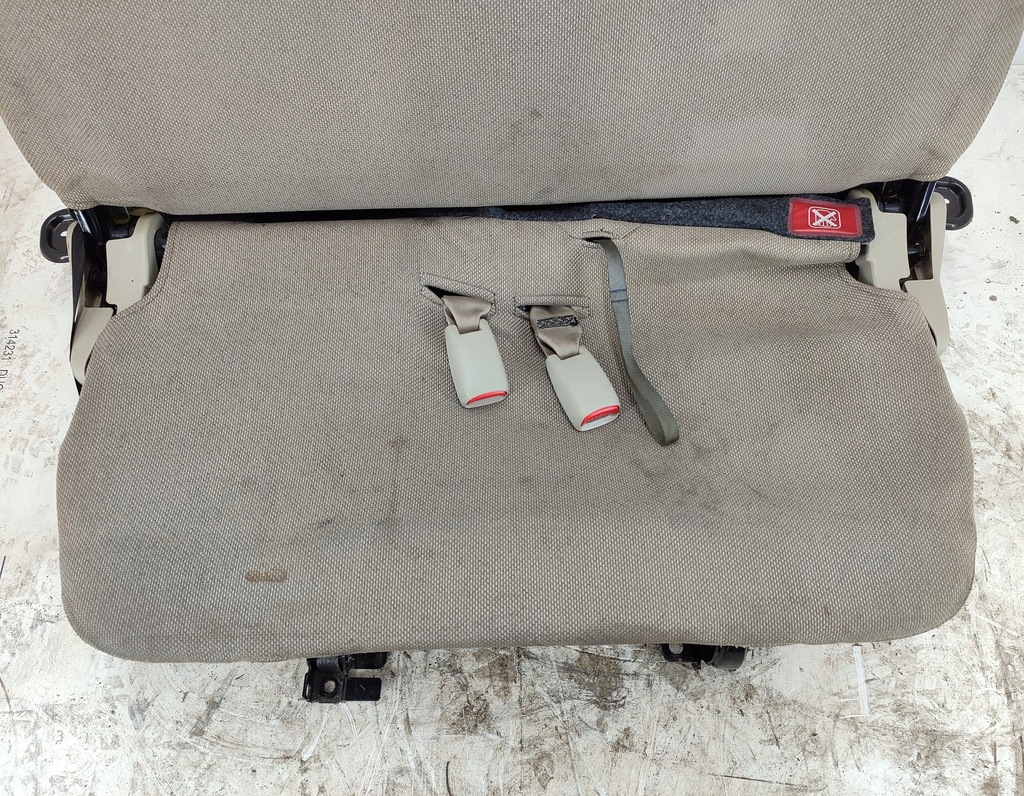 фото №3, Заднє сидіння 3 ряд задня mitsubishi outlander ii