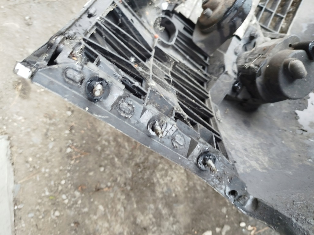 фото №16, Бампер передній перед audi a6 c5 fl lift сріблястий ly7w