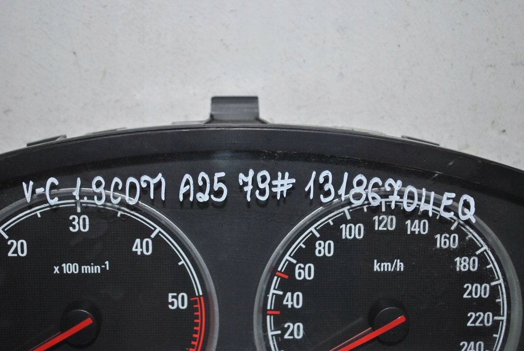 фото №8, Счетчик приборы opel vectra c 1.9cdti 13186704eq