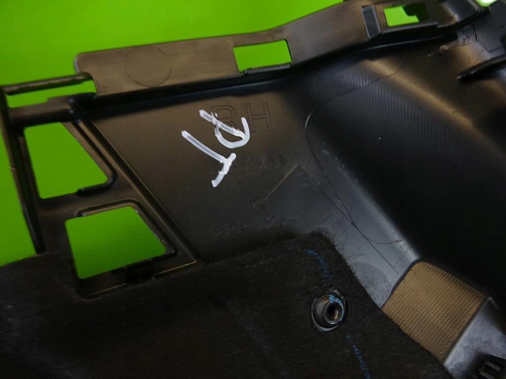 фото №6, Обивка багажника infiniti q30 правая задняя задняя