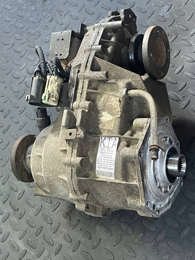 фото №1, Kia sorento i 2.5crdi редуктор автоматическая коробка передач 47300-4c210