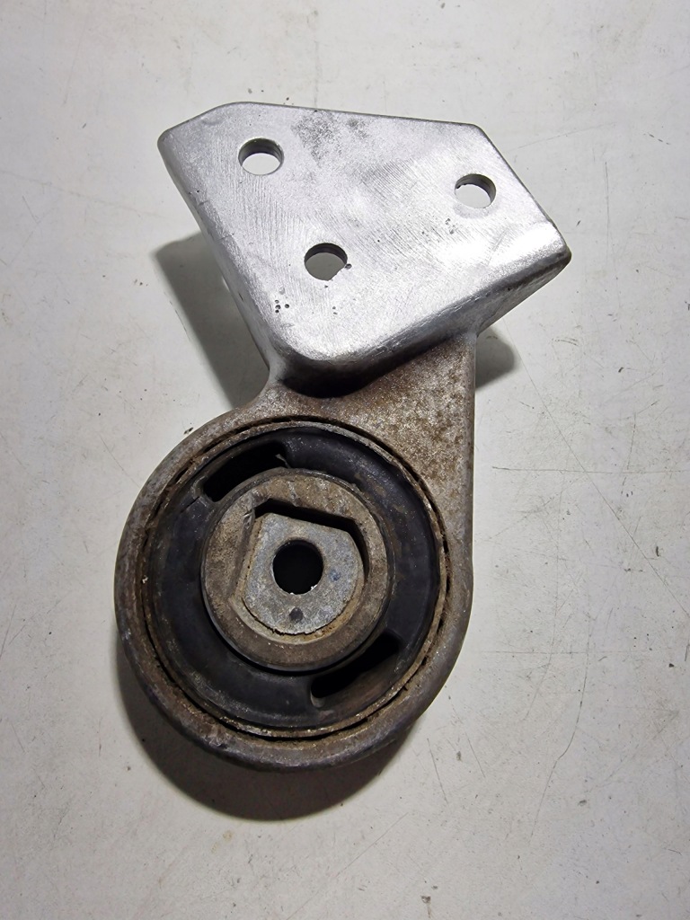 Подушка кронштейн кронштейн інтеркулер радіатора scania r 1791181 Недорого