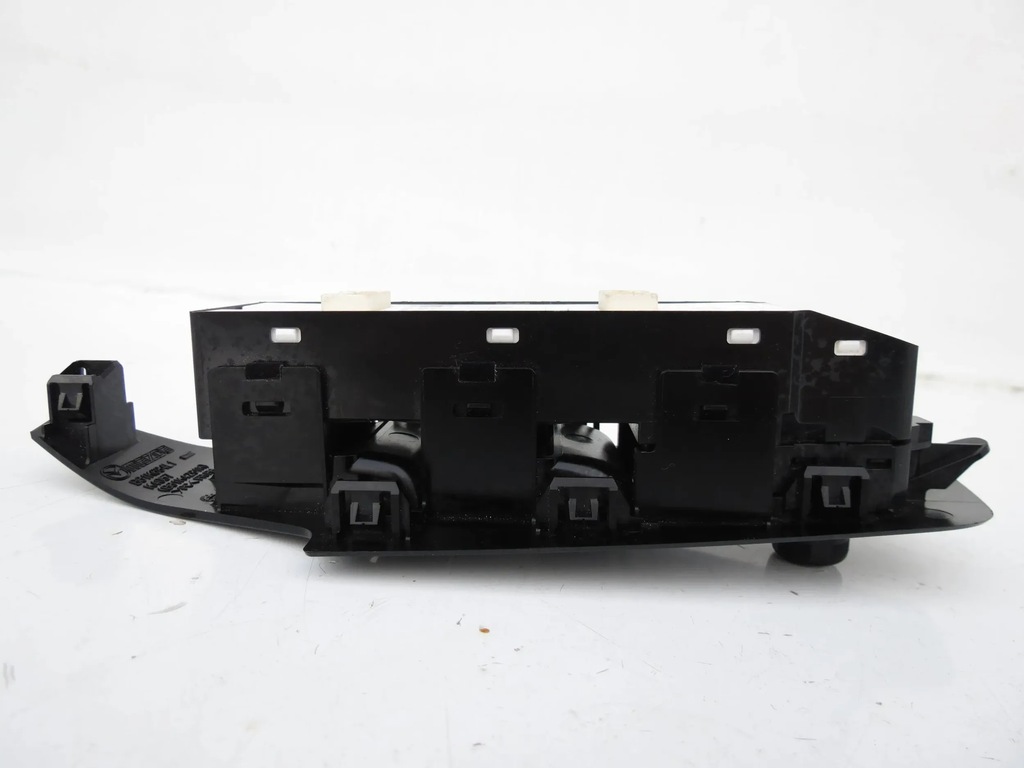 фото №8, Mazda 3 iii bm 2017 перемикач вікон панель керування дзеркал правий перед