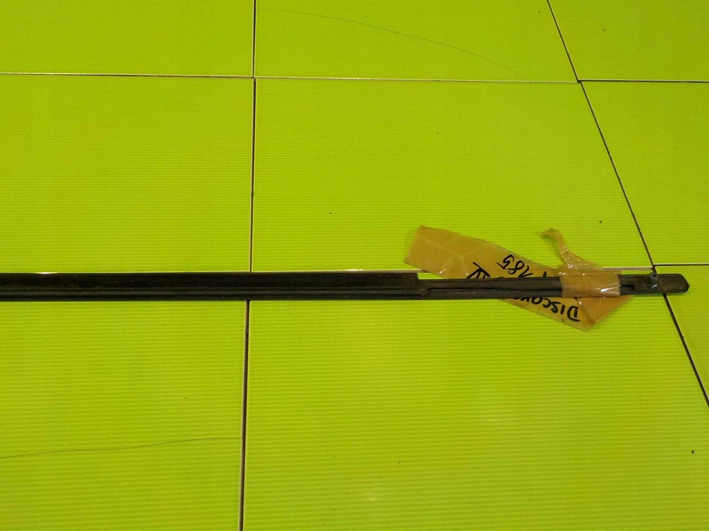 фото №5, Discovery iv 10r 5d молдинг уплотнитель левая перед