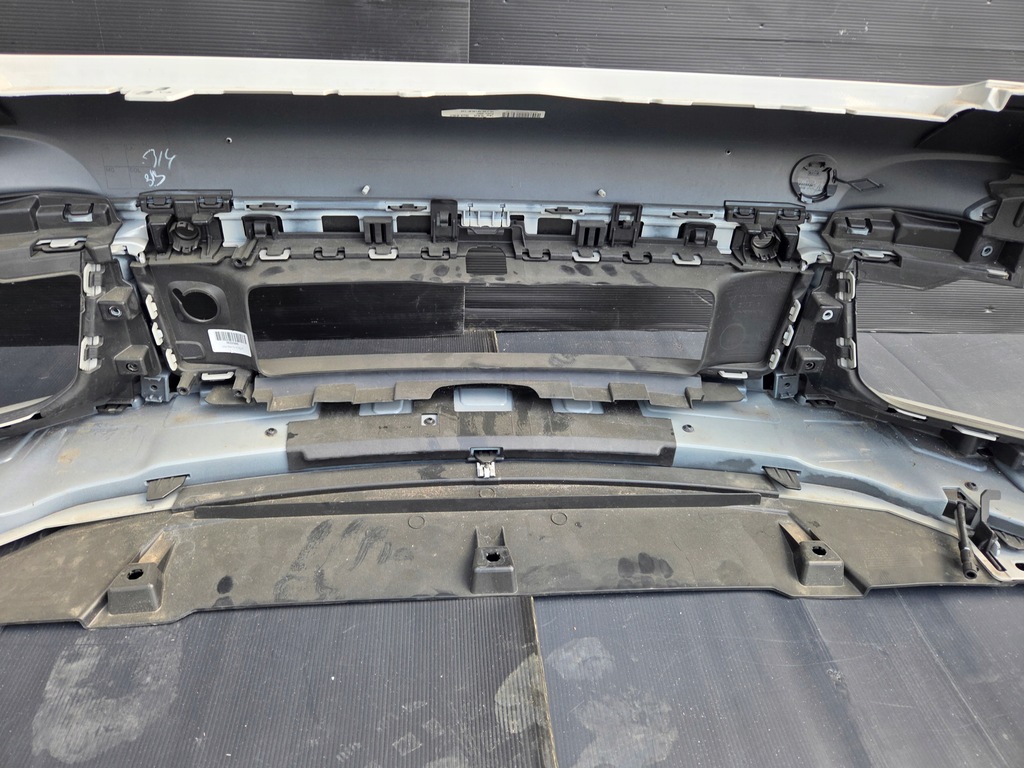 фото №7, Porsche 911 992 turbo s бампер перед передній спойлер 992807221f