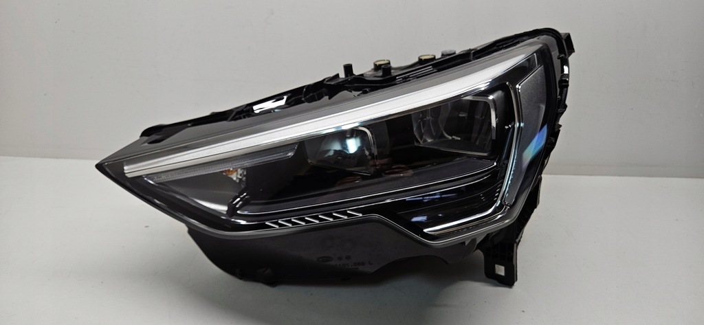 фото №1, Audi q3 83a фара full led лампа левая 83a941011