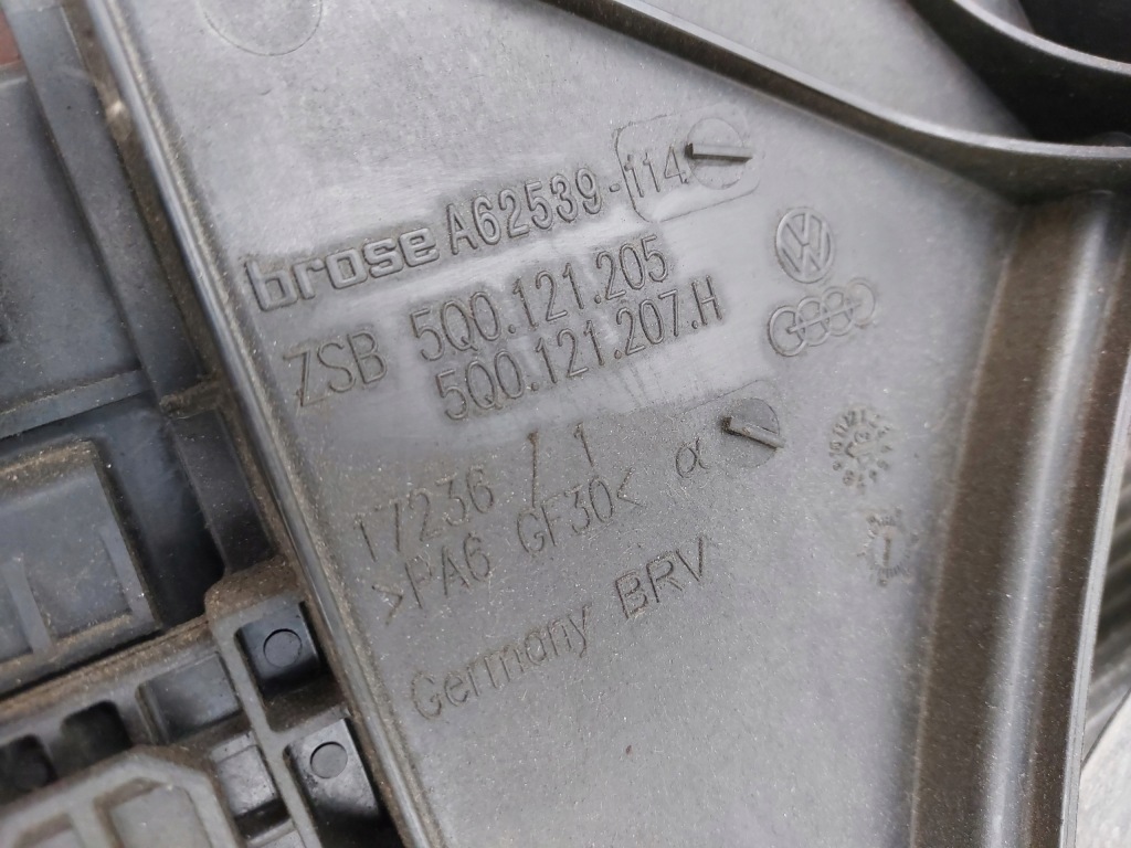 Радиатор радиатор вентилятор 1.6 tdi octavia 3 leon 3 golf vii komple Недорого