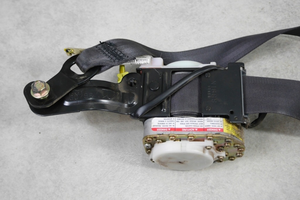 фото №3, Pas натягувач правий перед subaru legacy iii 98-03