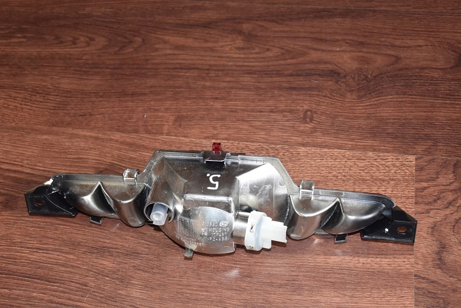 фото №13, Лампа бампера противотуманная задняя peugeot 208 i eu