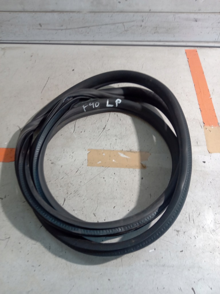 фото №1, Bmw 1 f40 прокладка кузовна ліва перед