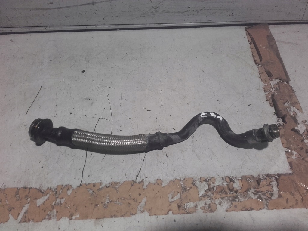 фото №1, Bmw 8 e31 шланг оливи 840 4.0