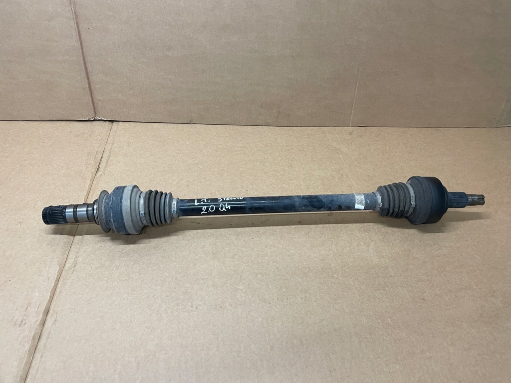 фото №1, Alfa romeo stelvio 2.0 tb 280km привідний вал задня задня ліва idealna