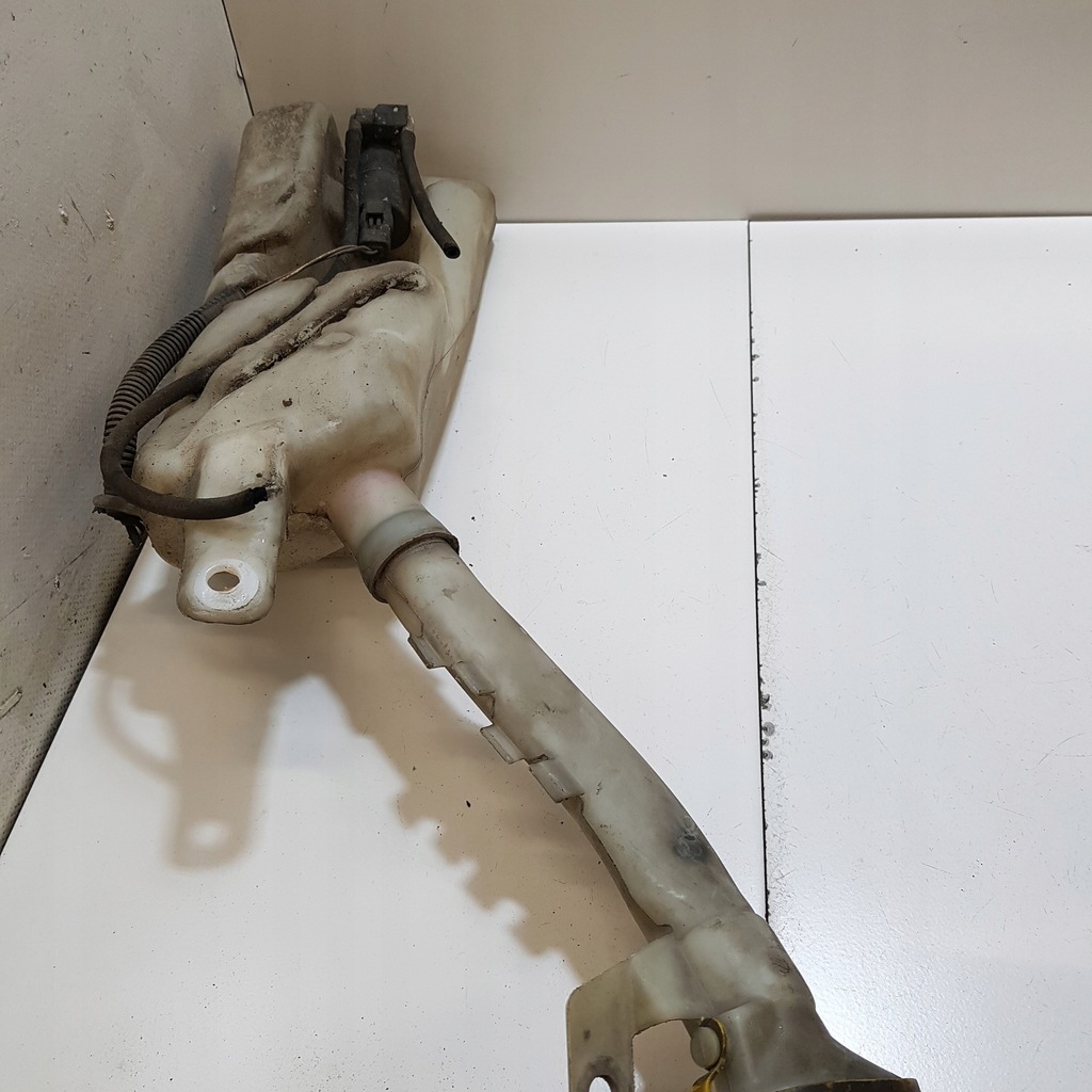 фото №4, Бачок омывателя renault clio 3 8200212701