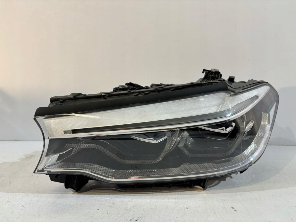 фото №1, Bmw 5 g30 g31 лампа адаптивний led ліва - 17516