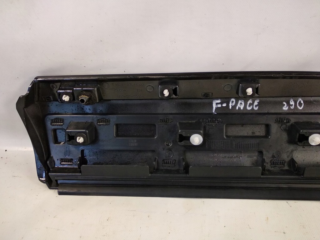 фото №8, Jaguar f-pace молдинг дверь левая задняя задняя 2016-